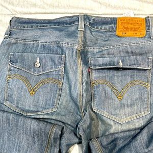 Levi's 514 Mens Size 34x30 Slim Straight Fit Blue Denim Jeans. Good condition.